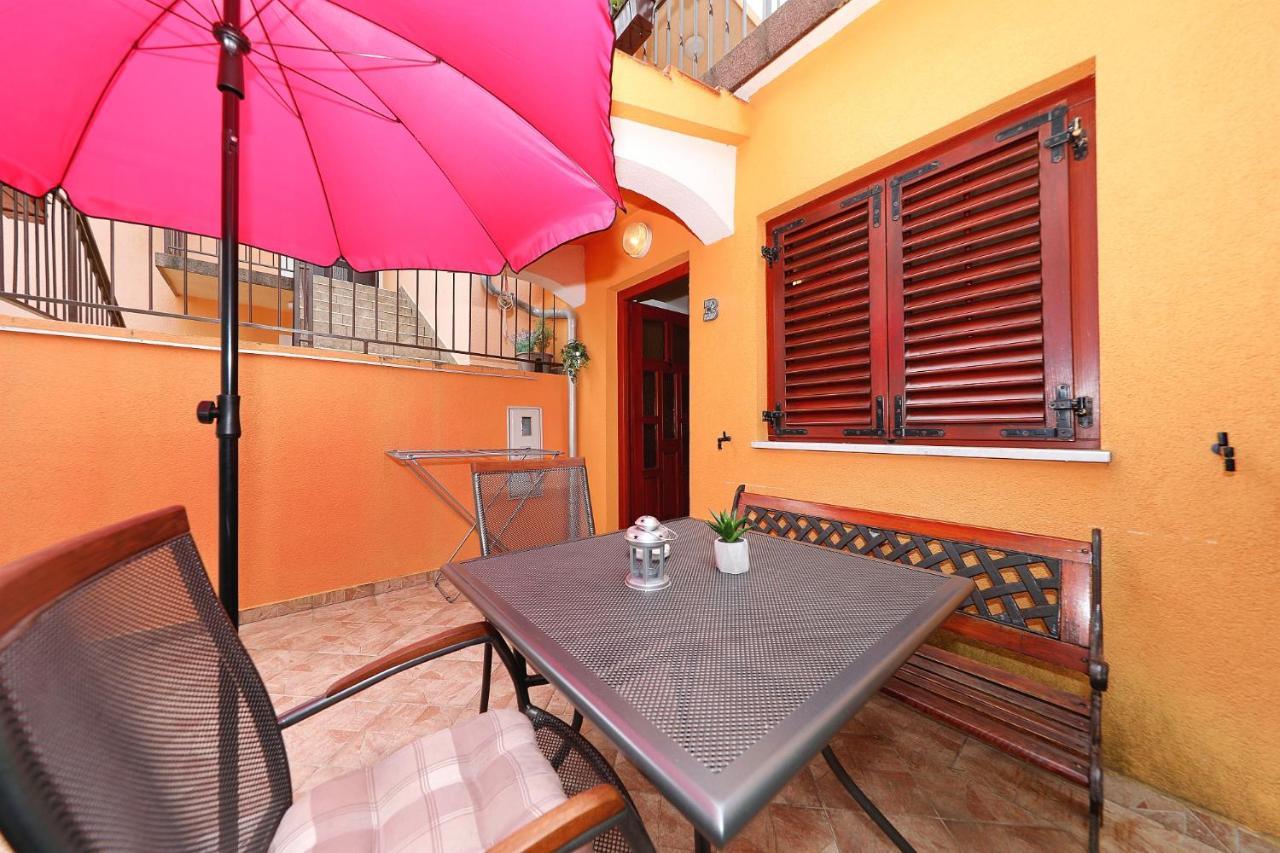 Apartmani Strpic Biograd Na Moru Buitenkant foto