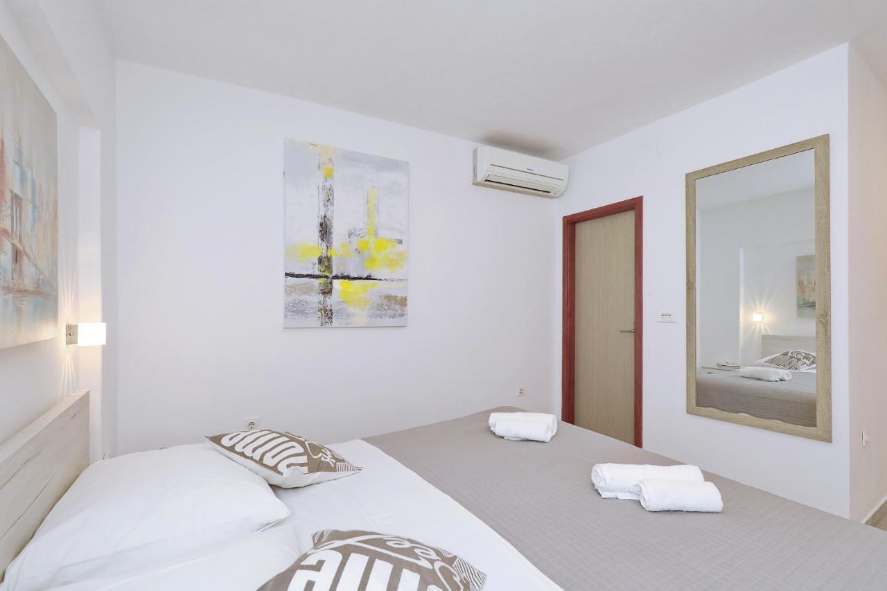 Apartmani Strpic Biograd Na Moru Buitenkant foto