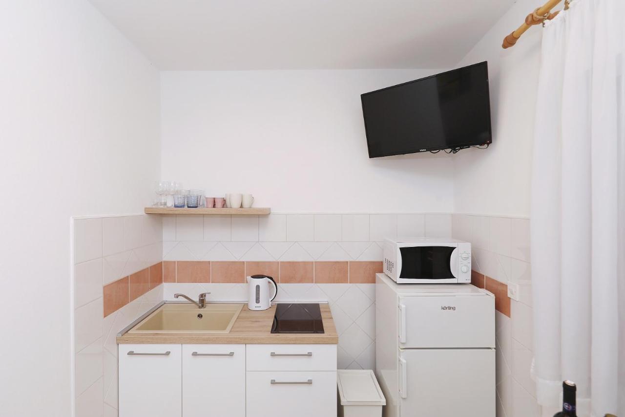Apartmani Strpic Biograd Na Moru Buitenkant foto
