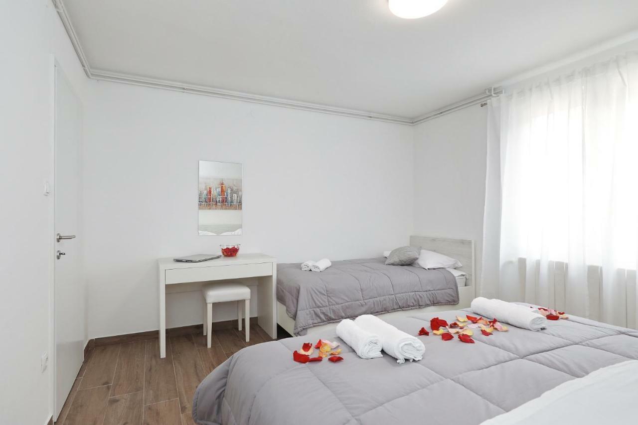 Apartmani Strpic Biograd Na Moru Buitenkant foto